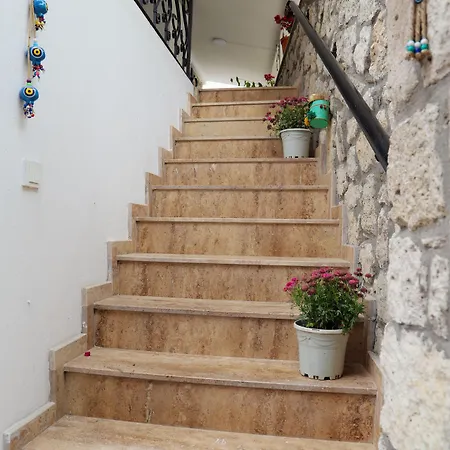 Usta X Cirak Butik Hotel Alaçatı